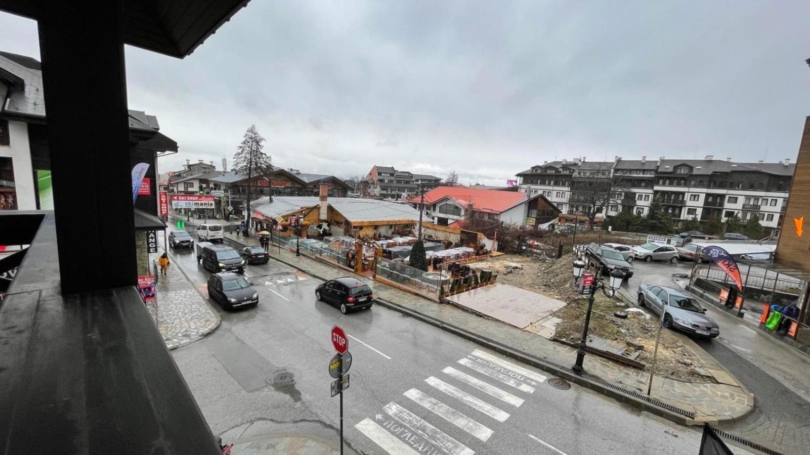 Granat Gondola Lift Apartments Bansko Exterior photo
